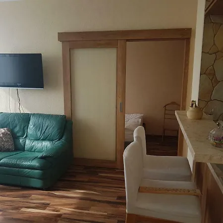 Vegas Zuglo شقة بودابست
